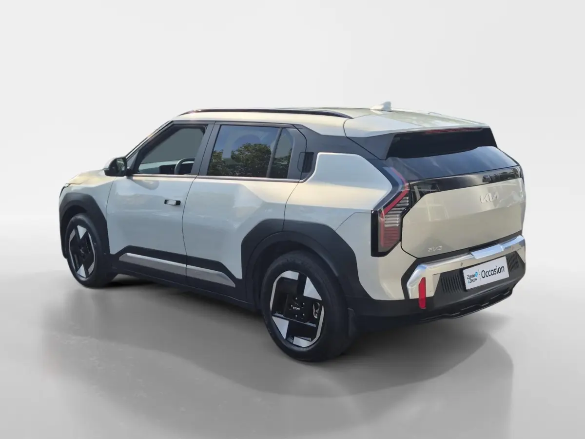 Plus 81.4 kWh | Cruise Control | Climate Control | Camera | Navigatie | Stoelverwarming | Stoelverwarming | Rubberen Matten | Spatlappen |