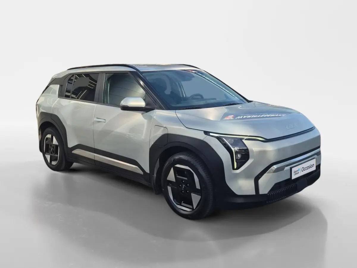 Plus 81.4 kWh | Cruise Control | Climate Control | Camera | Navigatie | Stoelverwarming | Stoelverwarming | Rubberen Matten | Spatlappen |