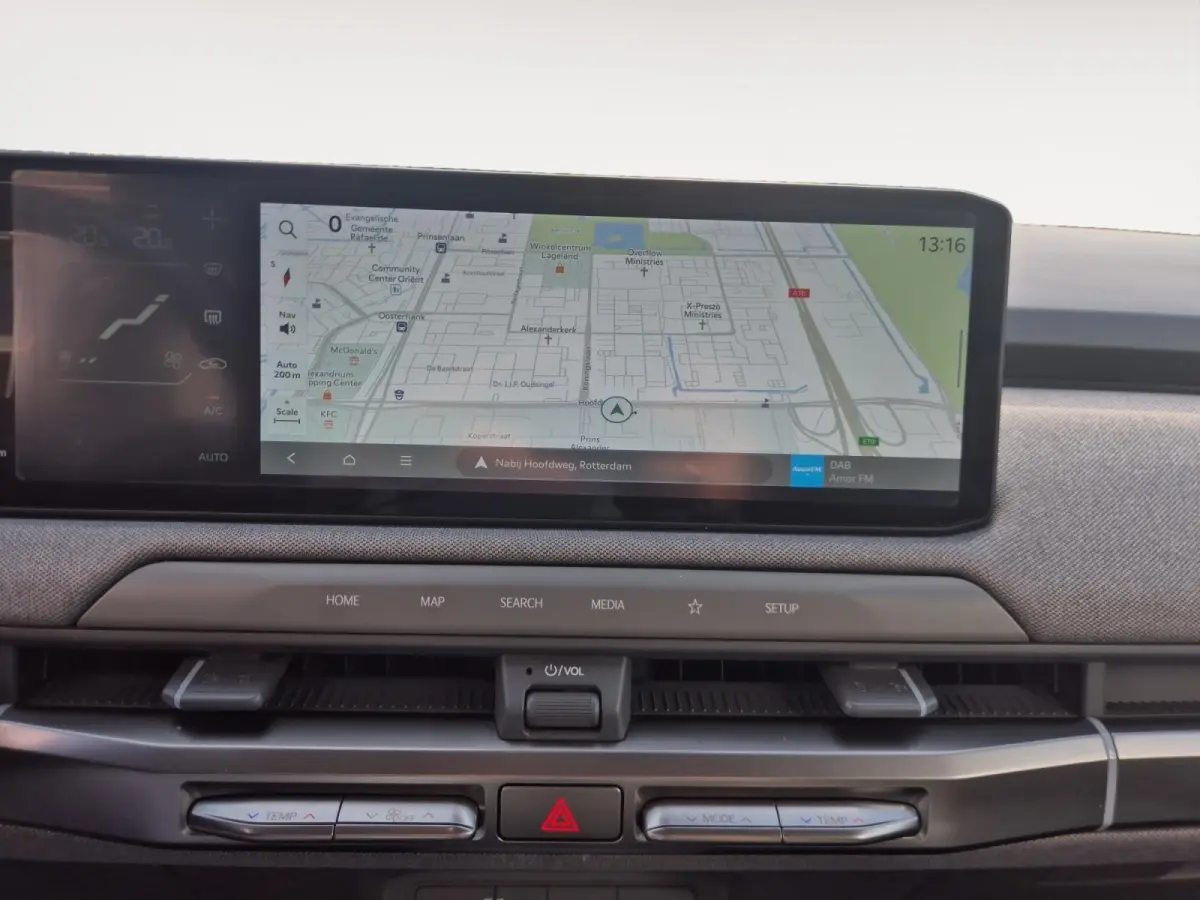 Plus 81.4 kWh | Cruise Control | Climate Control | Camera | Navigatie | Stoelverwarming | Stoelverwarming | Rubberen Matten | Spatlappen |