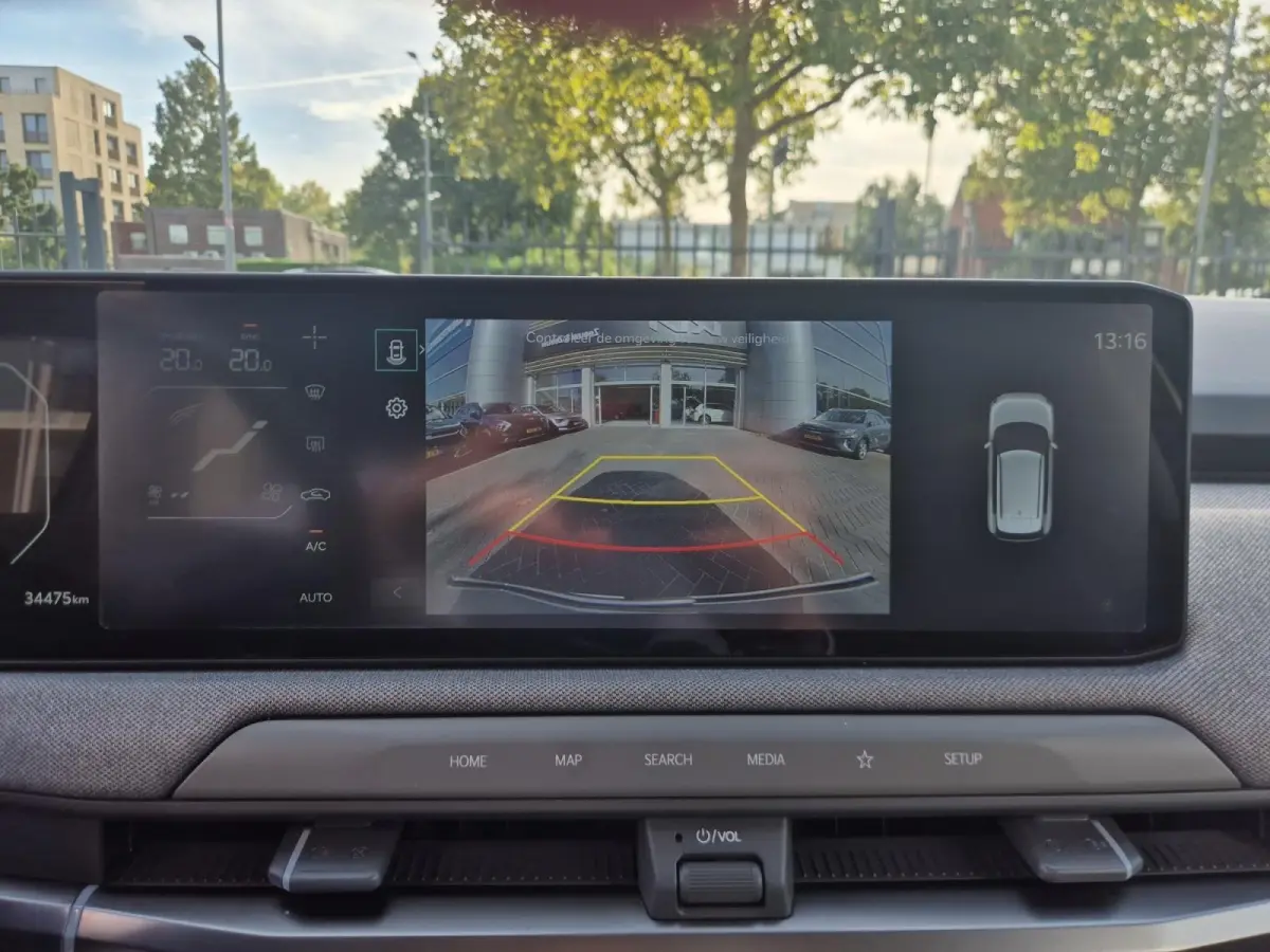 Plus 81.4 kWh | Cruise Control | Climate Control | Camera | Navigatie | Stoelverwarming | Stoelverwarming | Rubberen Matten | Spatlappen |