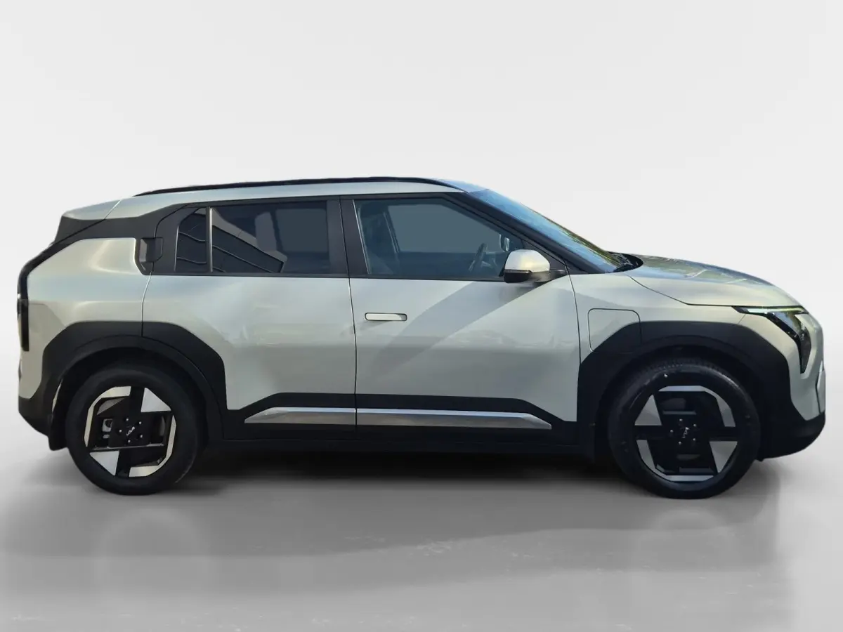 Plus 81.4 kWh | Cruise Control | Climate Control | Camera | Navigatie | Stoelverwarming | Stoelverwarming | Rubberen Matten | Spatlappen |