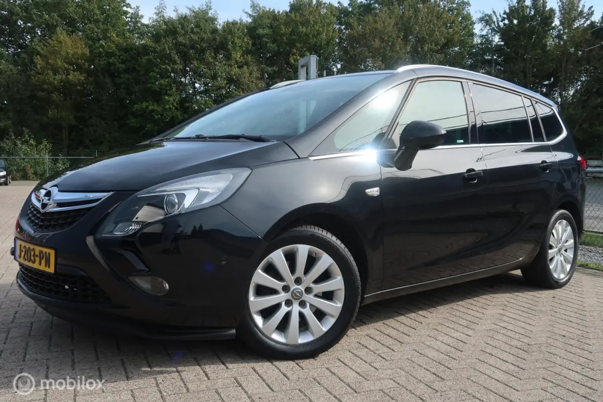 Tourer 1.4 Innovation 7p. AUTOMAAT, TREKHAAK