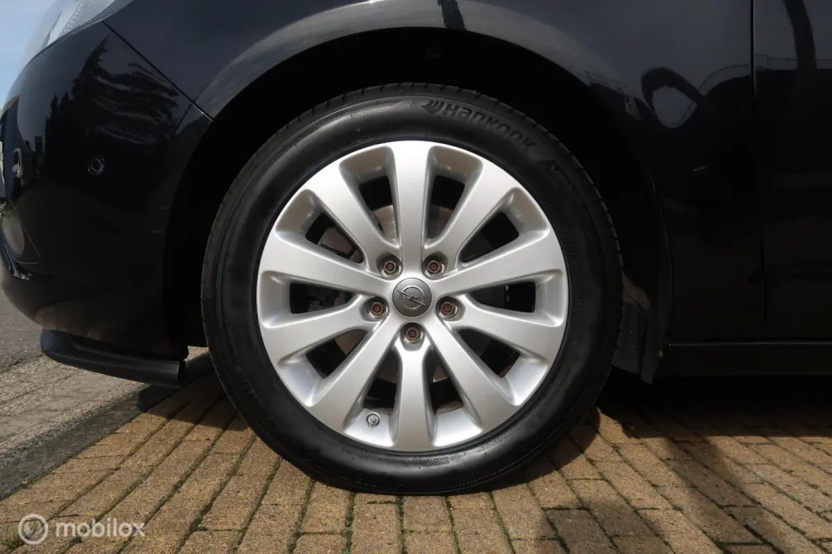 Tourer 1.4 Innovation 7p. AUTOMAAT, TREKHAAK