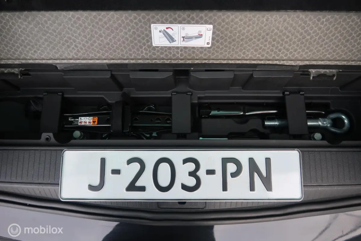 Tourer 1.4 Innovation 7p. AUTOMAAT, TREKHAAK