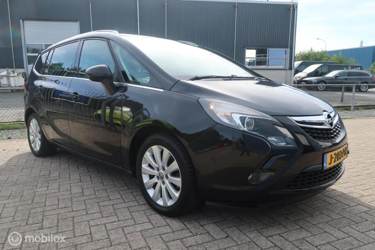 Tourer 1.4 Innovation 7p. AUTOMAAT, TREKHAAK