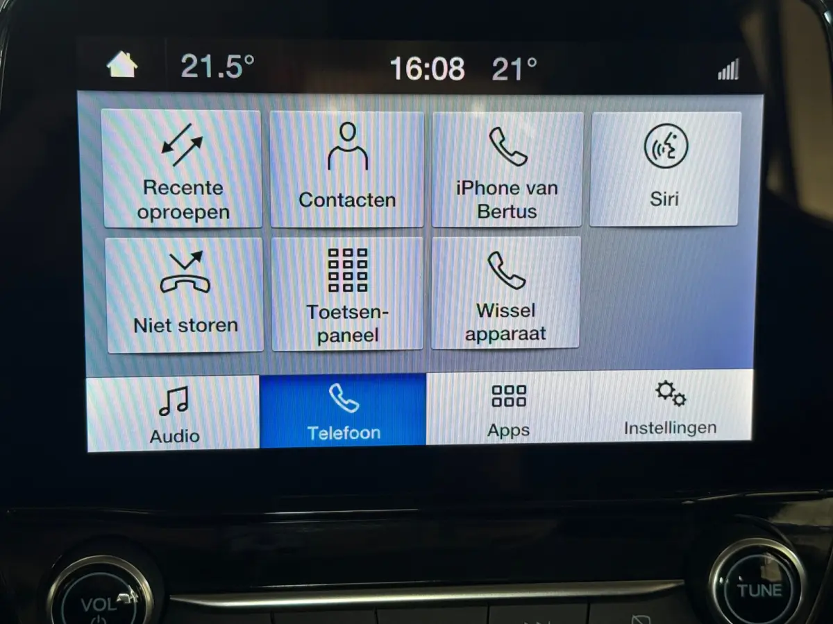 1.0 EcoBoost Hybrid Titanium, Apple Carplay/Android,Stoelverwarming,Stuurverwarming,Navigatie