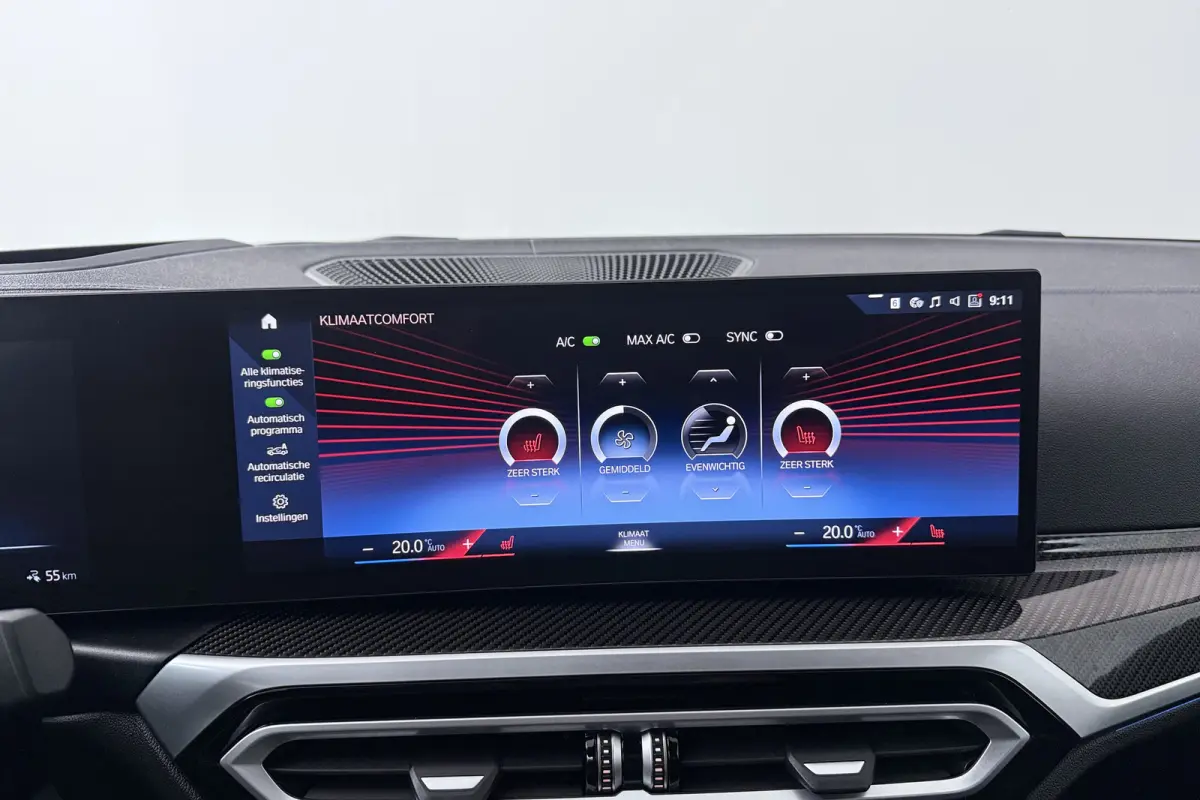 M50 High Executive 84 kWh (STOELVERWARMING, SERVICE CONTRACT, H/K AUDIO, ELEKTR STOELEN, CAMERA)