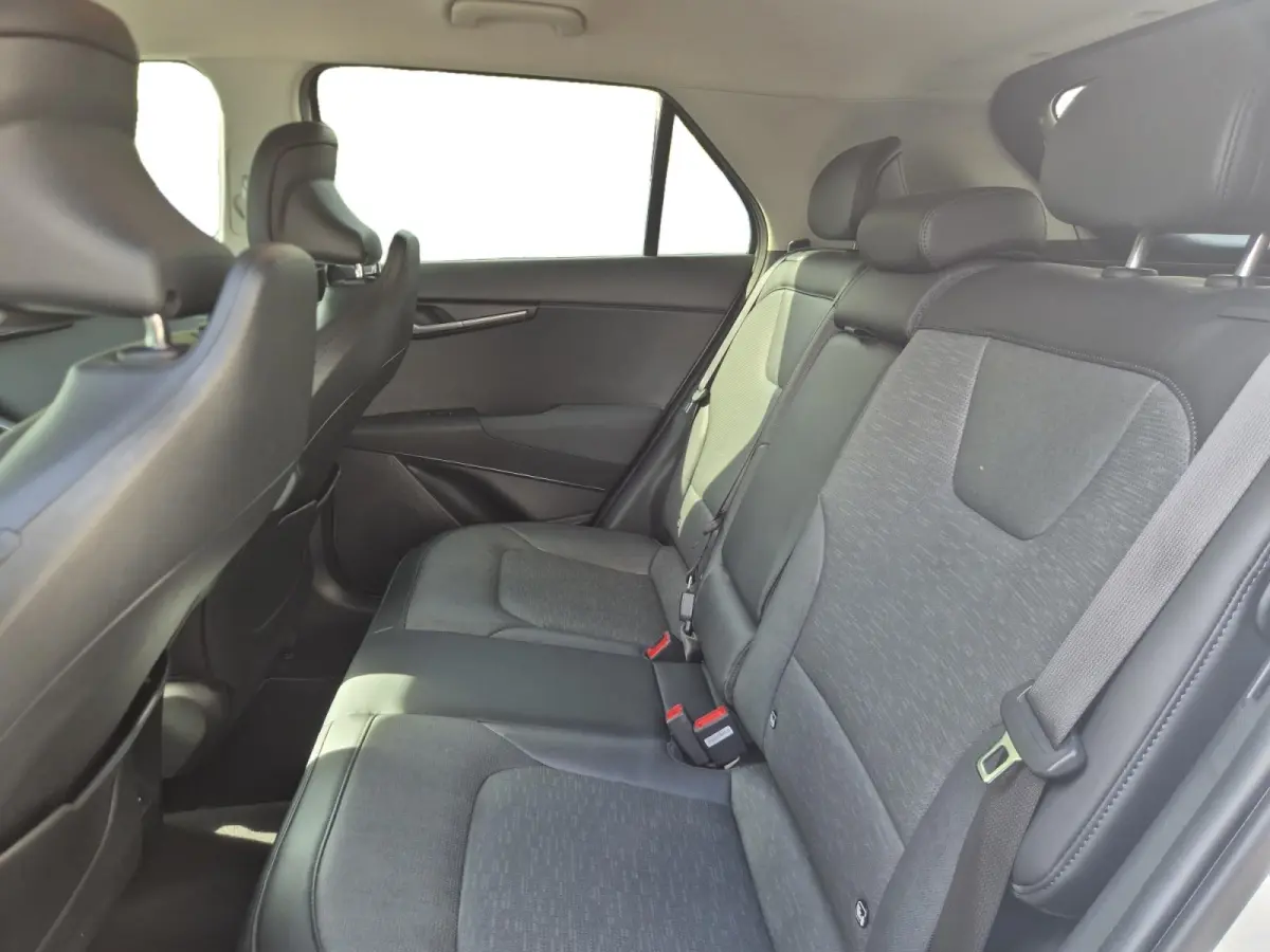 1.6 GDi PHEV Launch Edition | Cruise Control | Camera | Climate Control | Navigatie | Lederen Bekleding | Memory Stoelen | Stoelverwarming | Stuurverwarming | Stoelventilatie |