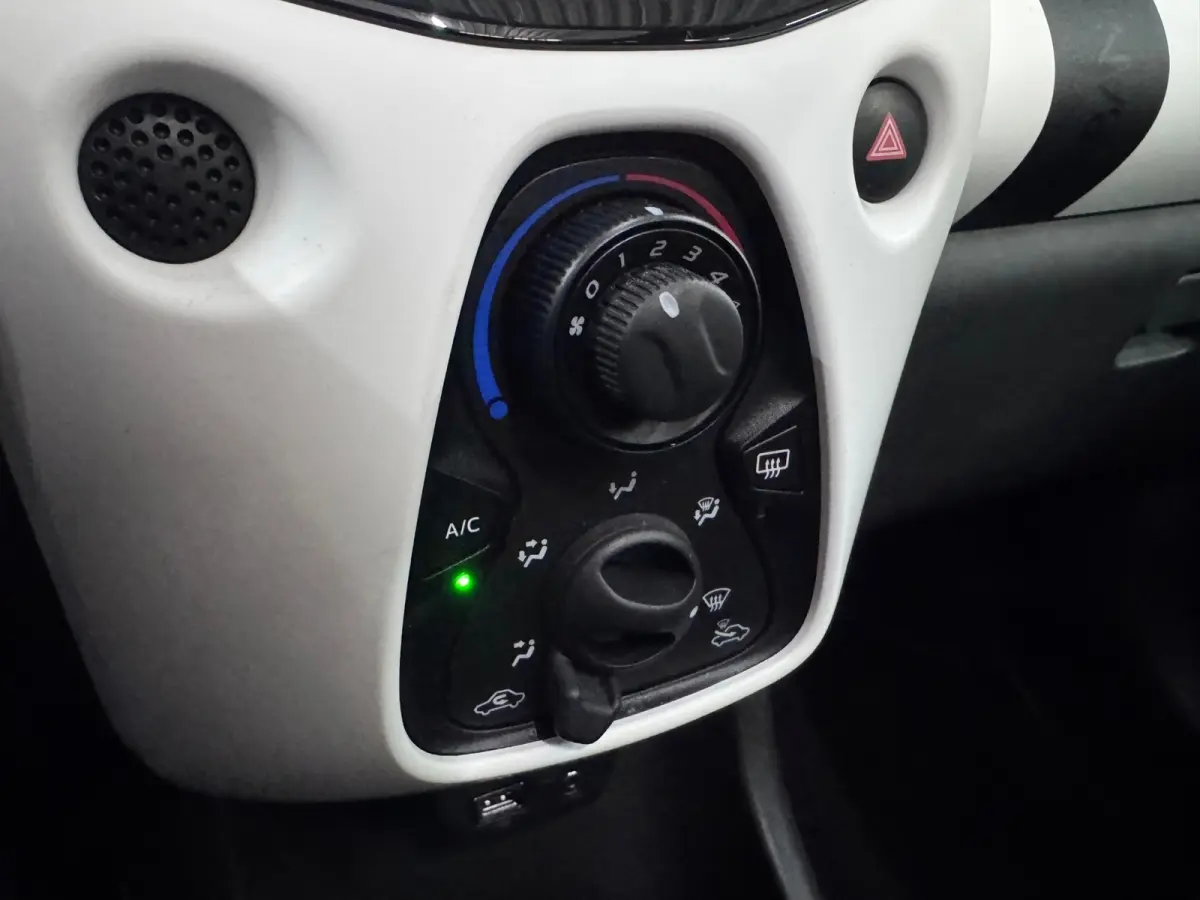 1.0 VTi Airscape Urban Ride Cabrio Apple Carplay Achteruitrijcamera