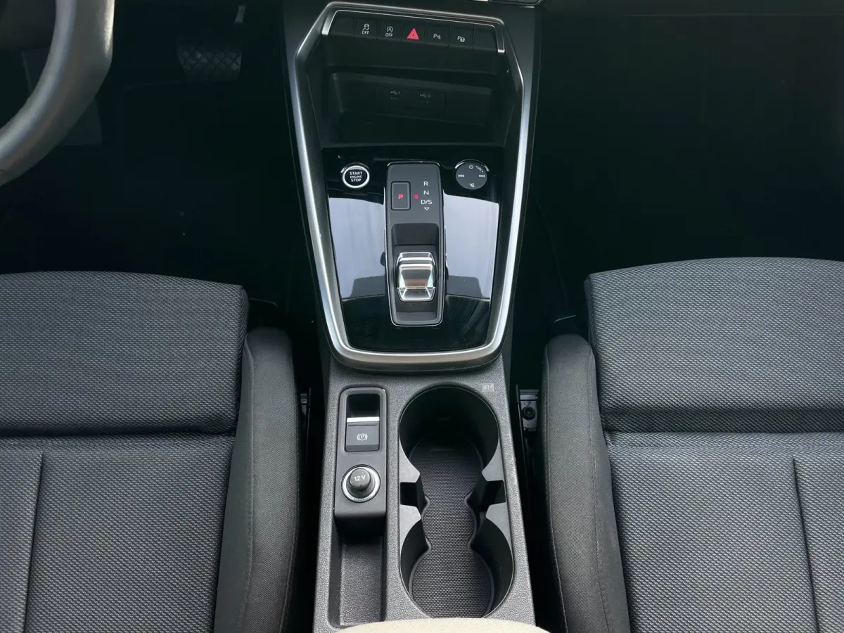 30 TFSI Advanced edition | Camera | PDC | Carplay | Navi | Cruise Control |
