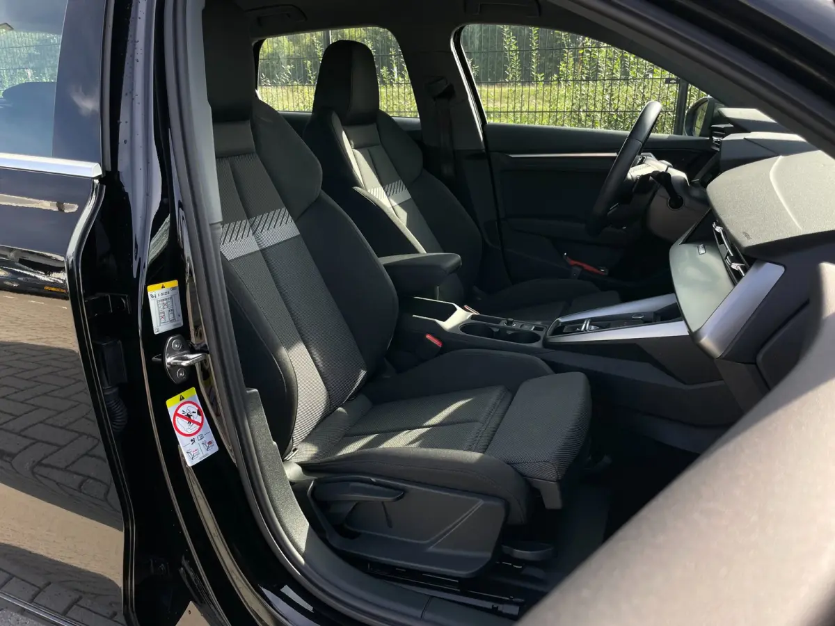 30 TFSI Advanced edition | Camera | PDC | Carplay | Navi | Cruise Control |