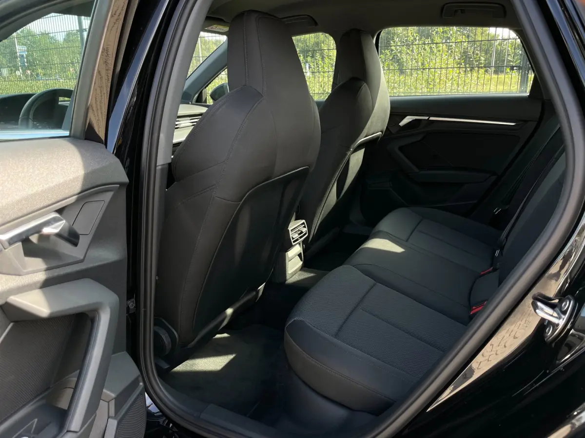 30 TFSI Advanced edition | Camera | PDC | Carplay | Navi | Cruise Control |