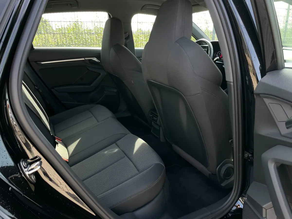 30 TFSI Advanced edition | Camera | PDC | Carplay | Navi | Cruise Control |
