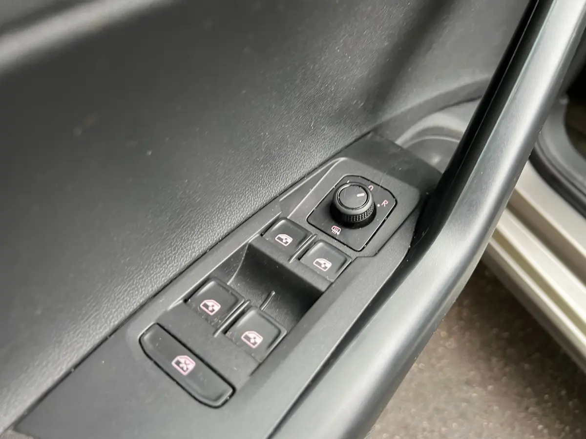 1.0 TSI Comfortline | Navi + ACC + Carplay