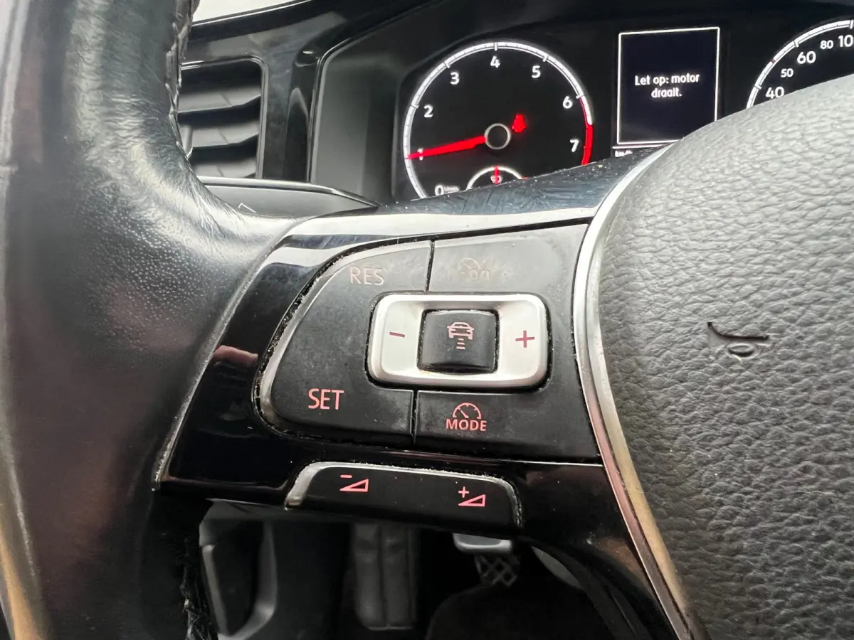 1.0 TSI Comfortline | Navi + ACC + Carplay