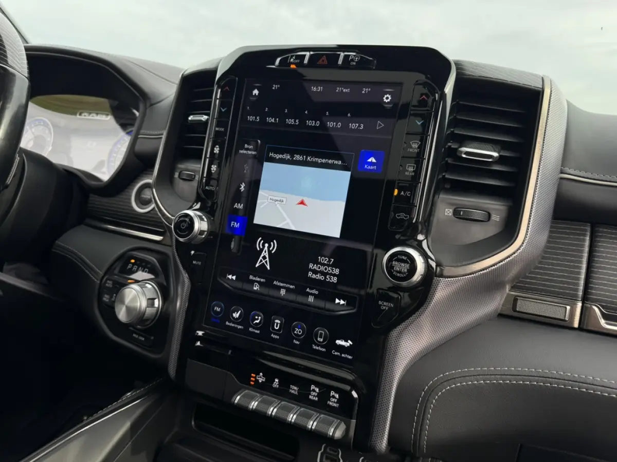 1500 LIMITED 5.7L V8, LAGE BIJTELLING, 1E EIG, DEALER ONDERH, PANO, H&K, BLIS, ACC, 360, MEMORY, HUD, LUCHTV, KEYLESS
