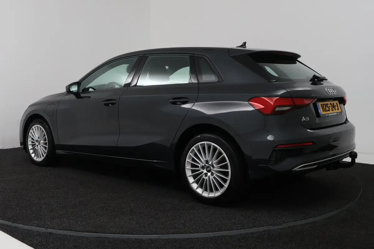 40 TFSI e Edition (TREKHAAK, STOELVERWARMING, CAMERA, DIGITALE COCKPIT)