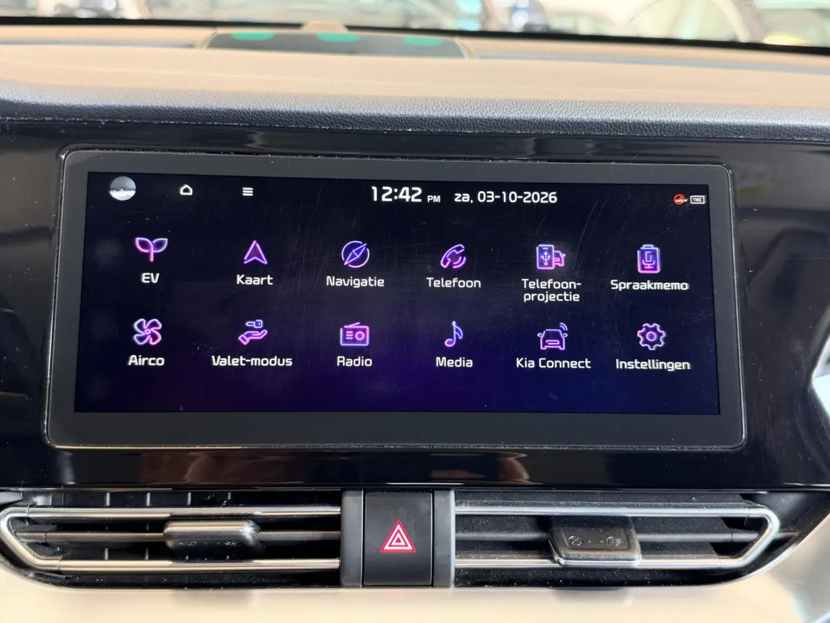 ExecutiveLine 64 kWh SOH 84,4% | Warmtepomp | 3 Fase | Memory | Adaptive Cruise | Stoel & Achterbankverwarming + Ventilatie | Dealeronderhouden | 1e Eigenaar | Full-LED |