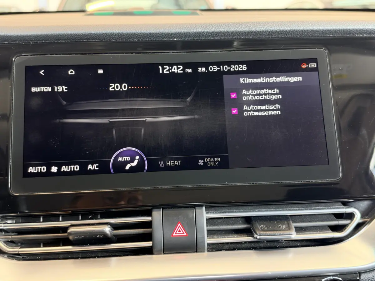 ExecutiveLine 64 kWh SOH 84,4% | Warmtepomp | 3 Fase | Memory | Adaptive Cruise | Stoel & Achterbankverwarming + Ventilatie | Dealeronderhouden | 1e Eigenaar | Full-LED |