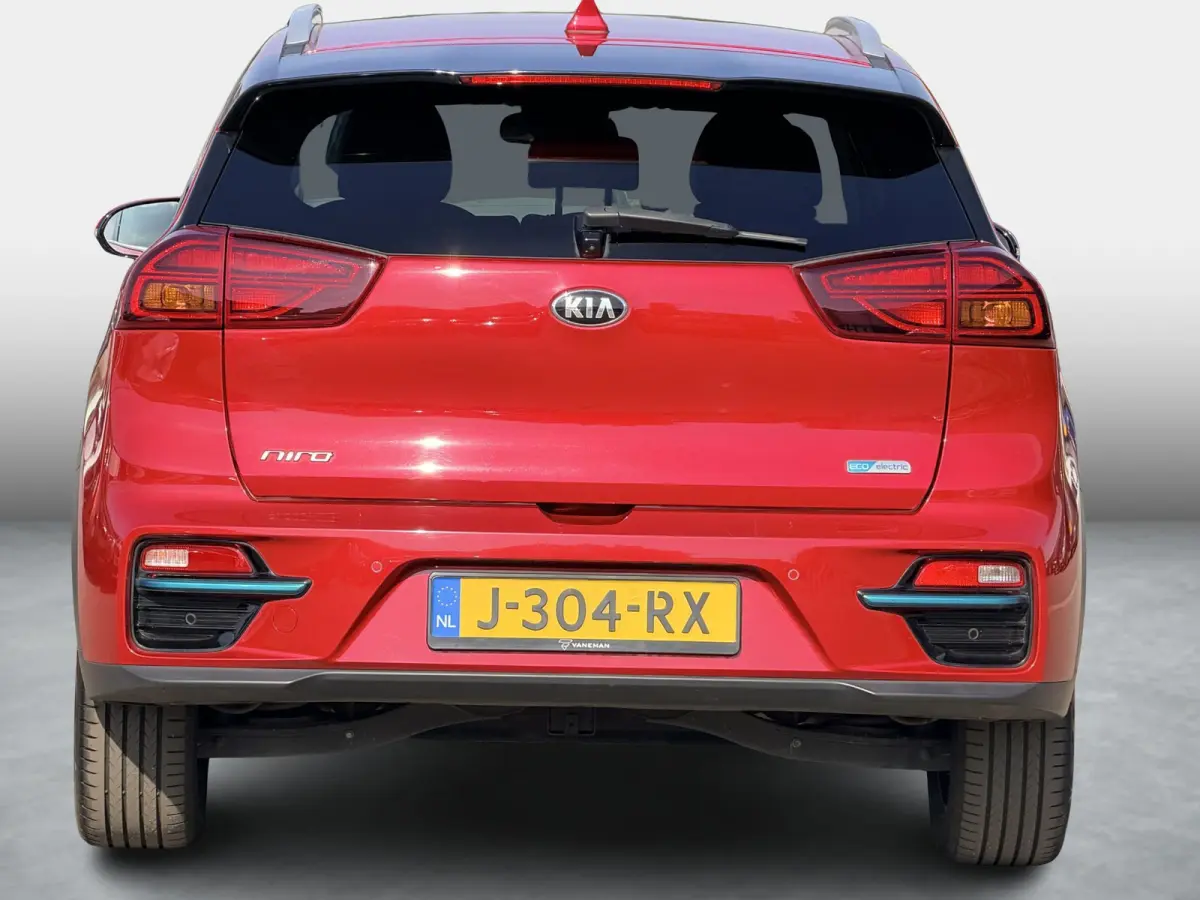 ExecutiveLine 64 kWh SOH 84,4% | Warmtepomp | 3 Fase | Memory | Adaptive Cruise | Stoel & Achterbankverwarming + Ventilatie | Dealeronderhouden | 1e Eigenaar | Full-LED |
