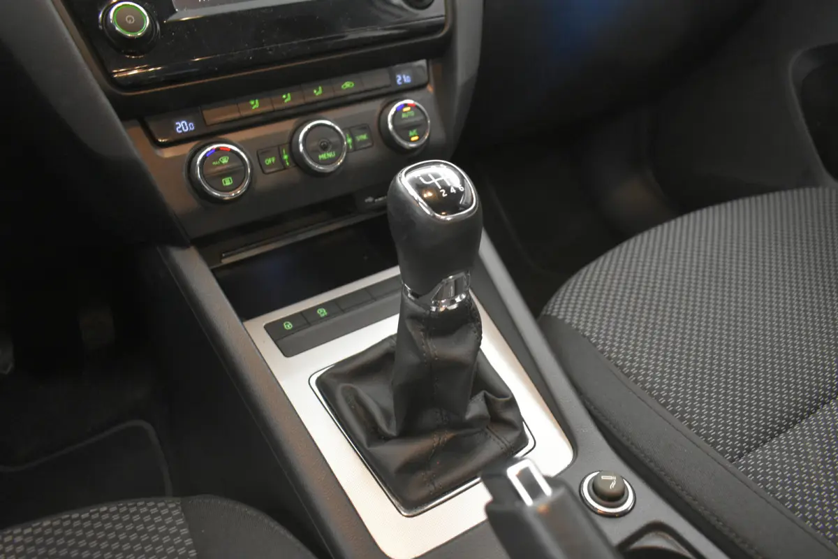 1.2 TSI Greentech Businessline Trekhaak Carplay/Navi