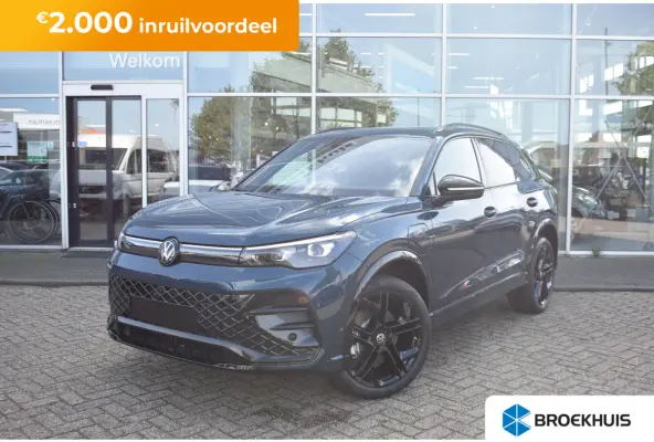 R-Line Edition 204PK DSG-6 e-Hybride | Navigatie | 360 camera | Pano | Stoel + Stuur verw. | Trekhaak