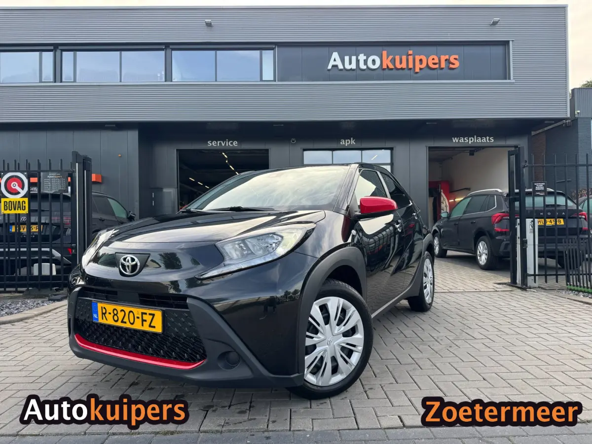 1.0 VVT-i MT | Camera | Adaptive cruise | Carplay