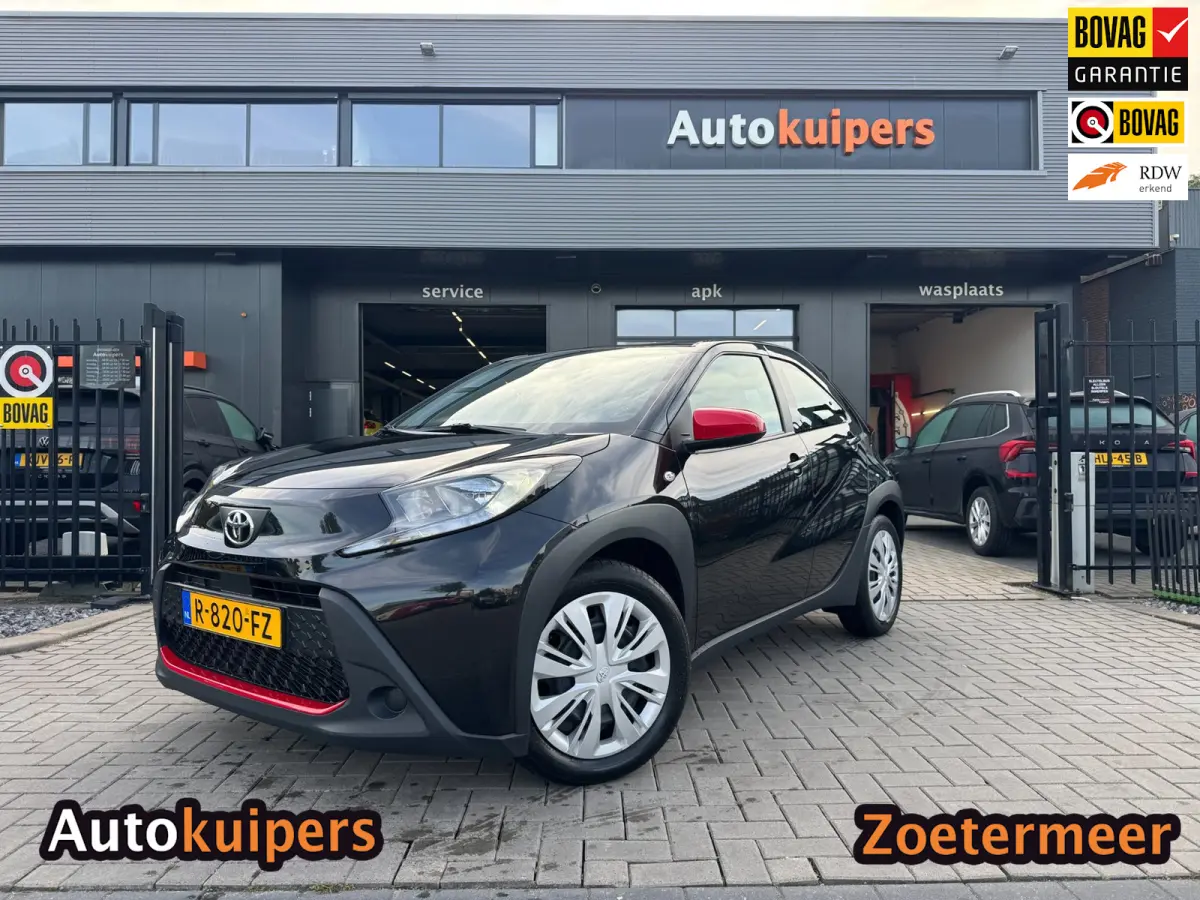 1.0 VVT-i MT | Camera | Adaptive cruise | Carplay