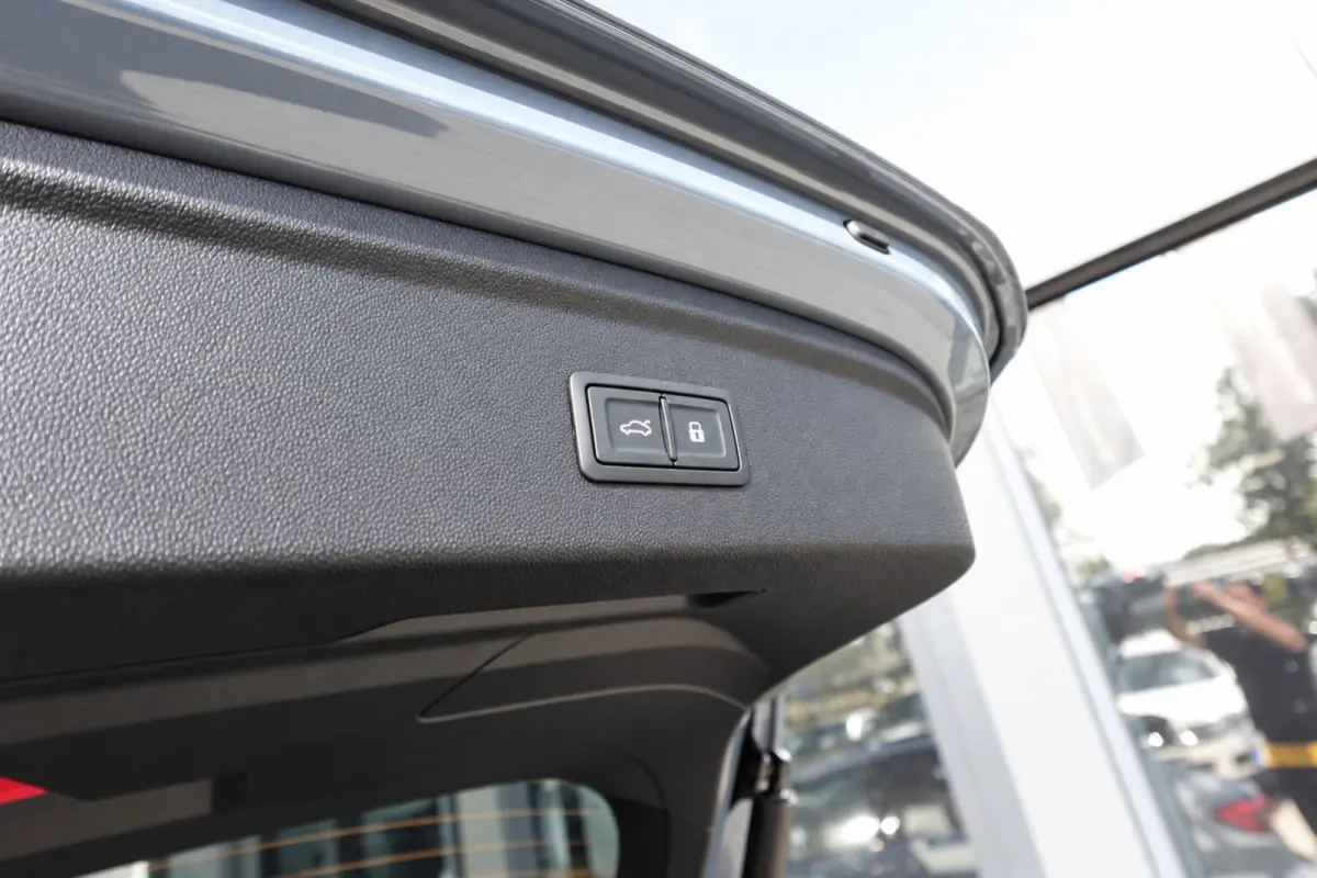 Audi RS3 Sportback 2.5 TFSI quattro PANO MATRIX KEYLESS VOL