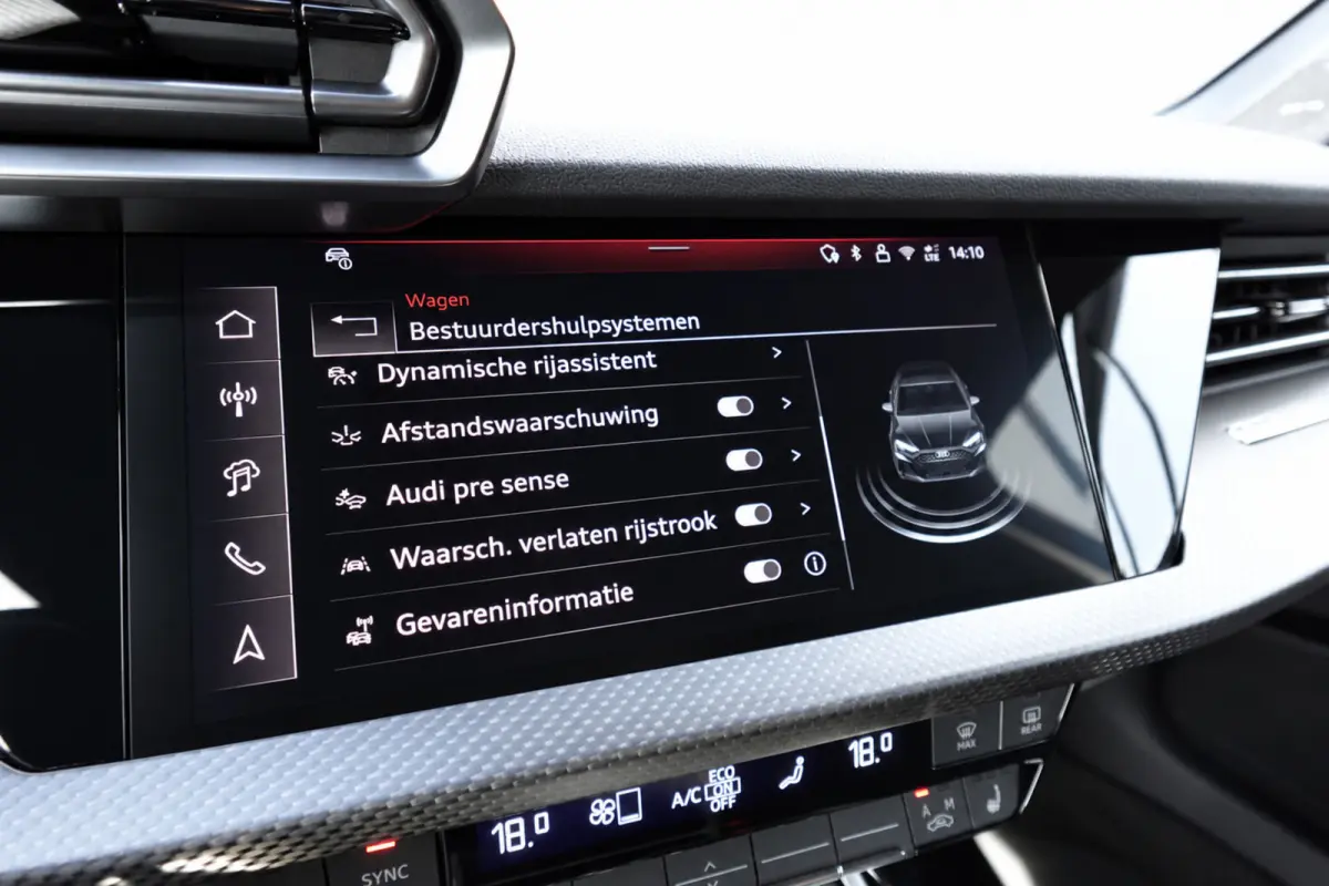 Audi RS3 Sportback 2.5 TFSI quattro PANO MATRIX KEYLESS VOL