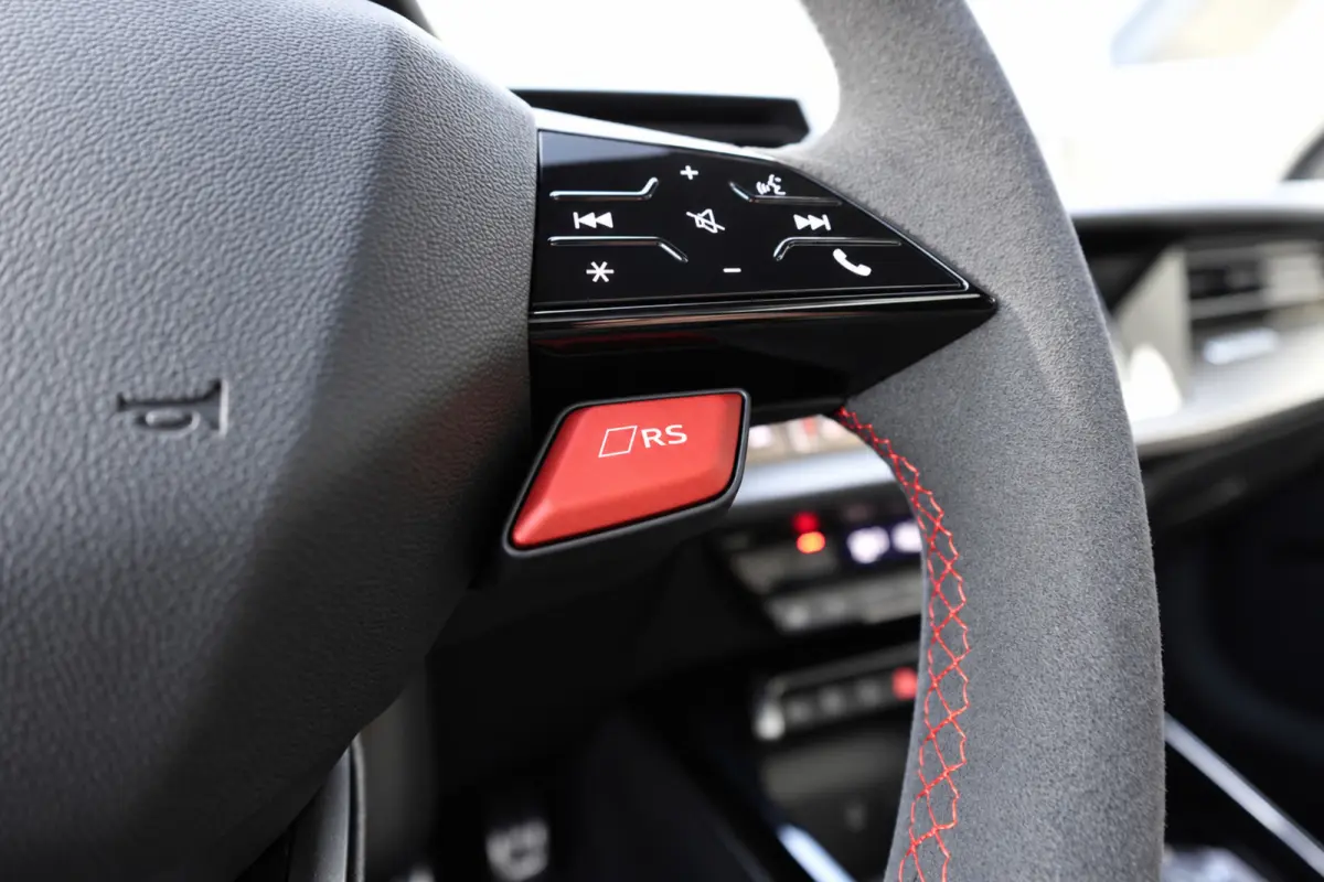 Audi RS3 Sportback 2.5 TFSI quattro PANO MATRIX KEYLESS VOL