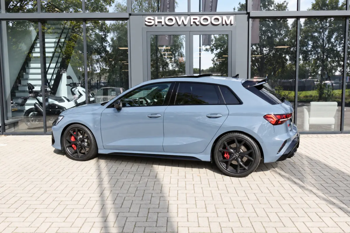 Audi RS3 Sportback 2.5 TFSI quattro PANO MATRIX KEYLESS VOL