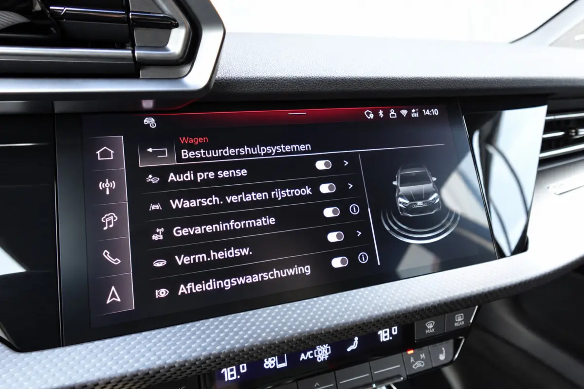 Audi RS3 Sportback 2.5 TFSI quattro PANO MATRIX KEYLESS VOL