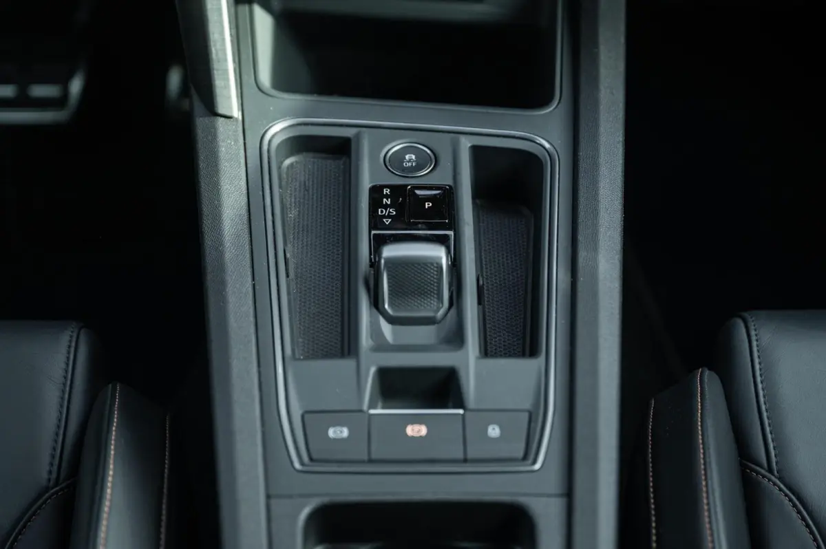 2.5 TSI VZ5 SCHAALSTOELEN CAMERA BEATS ACC