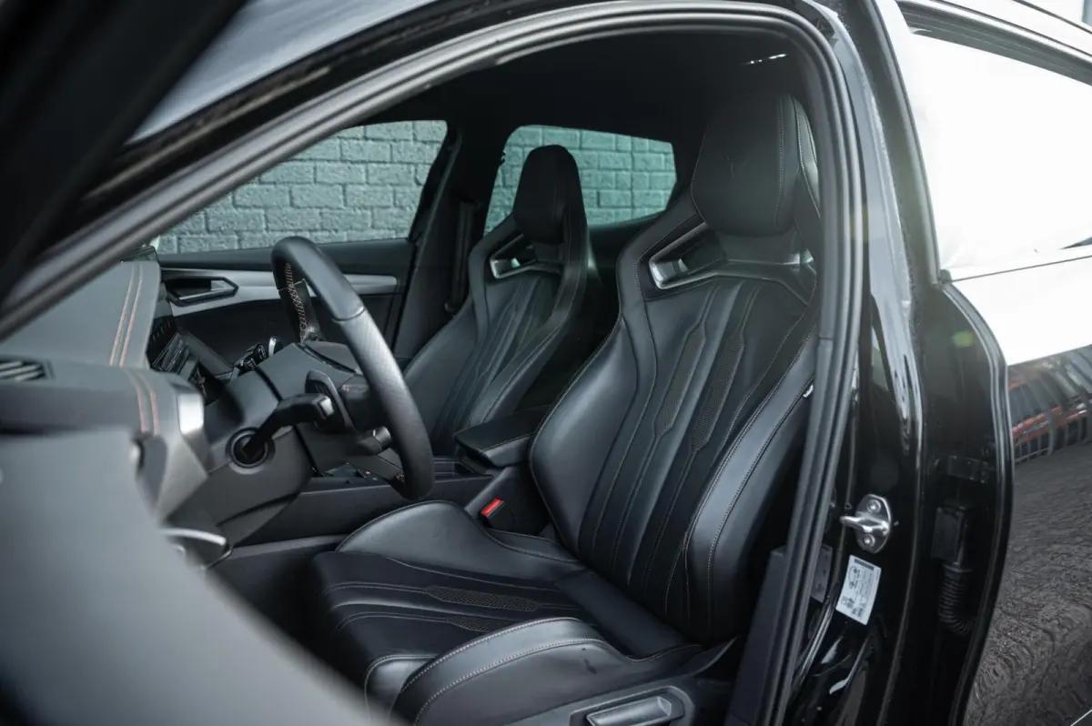 2.5 TSI VZ5 SCHAALSTOELEN CAMERA BEATS ACC