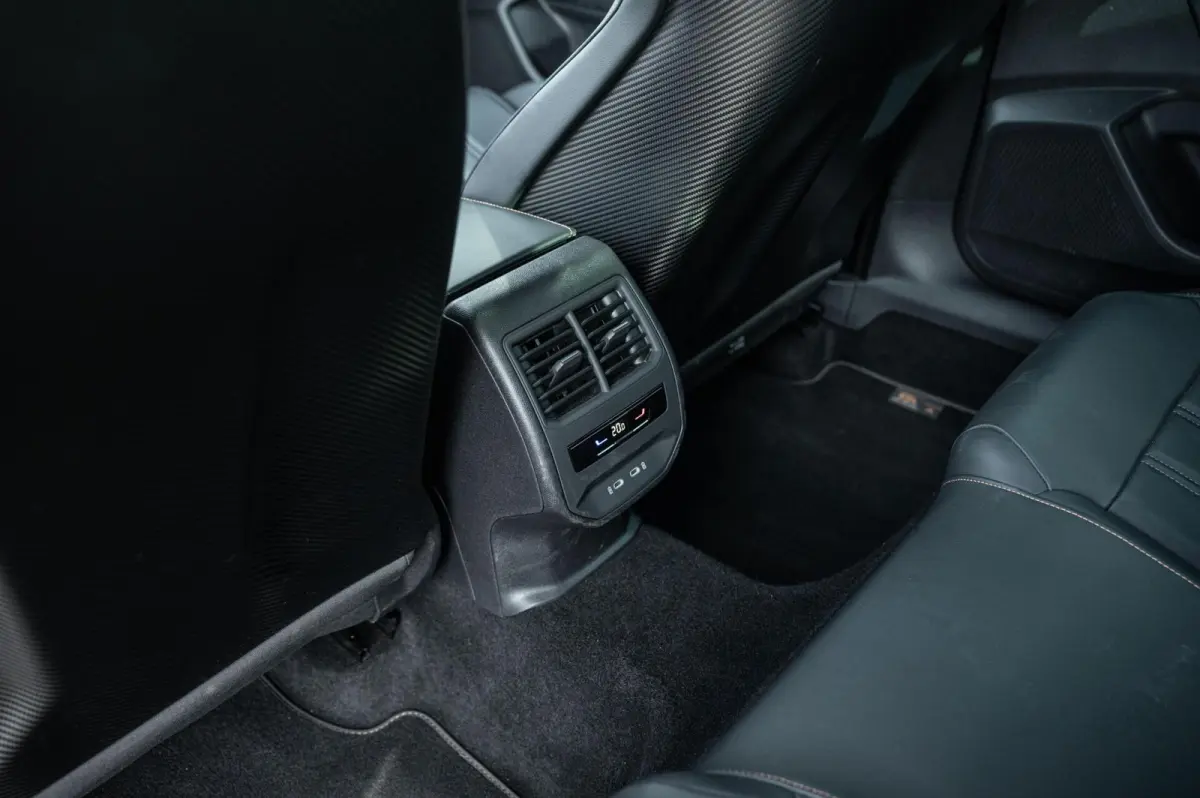 2.5 TSI VZ5 SCHAALSTOELEN CAMERA BEATS ACC