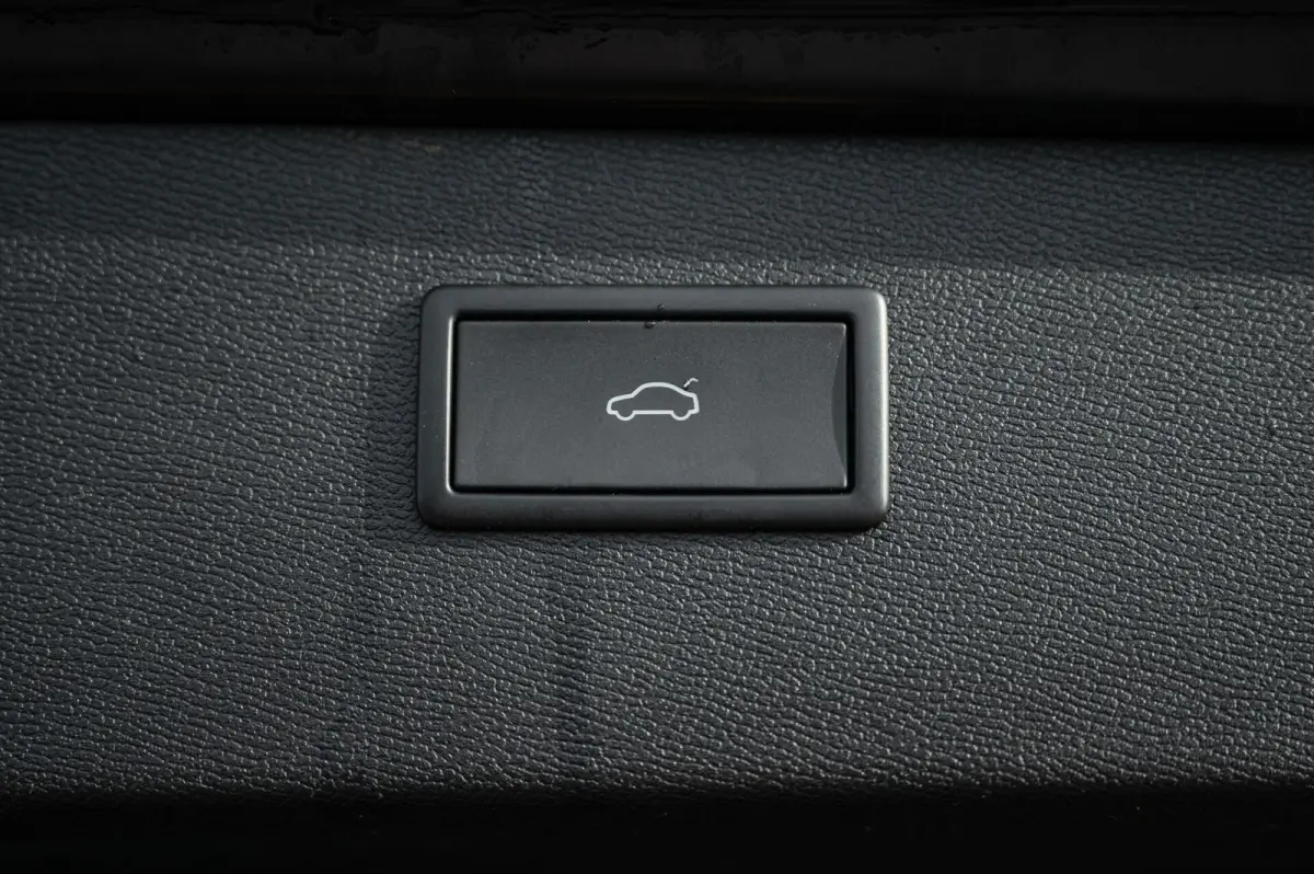 2.5 TSI VZ5 SCHAALSTOELEN CAMERA BEATS ACC