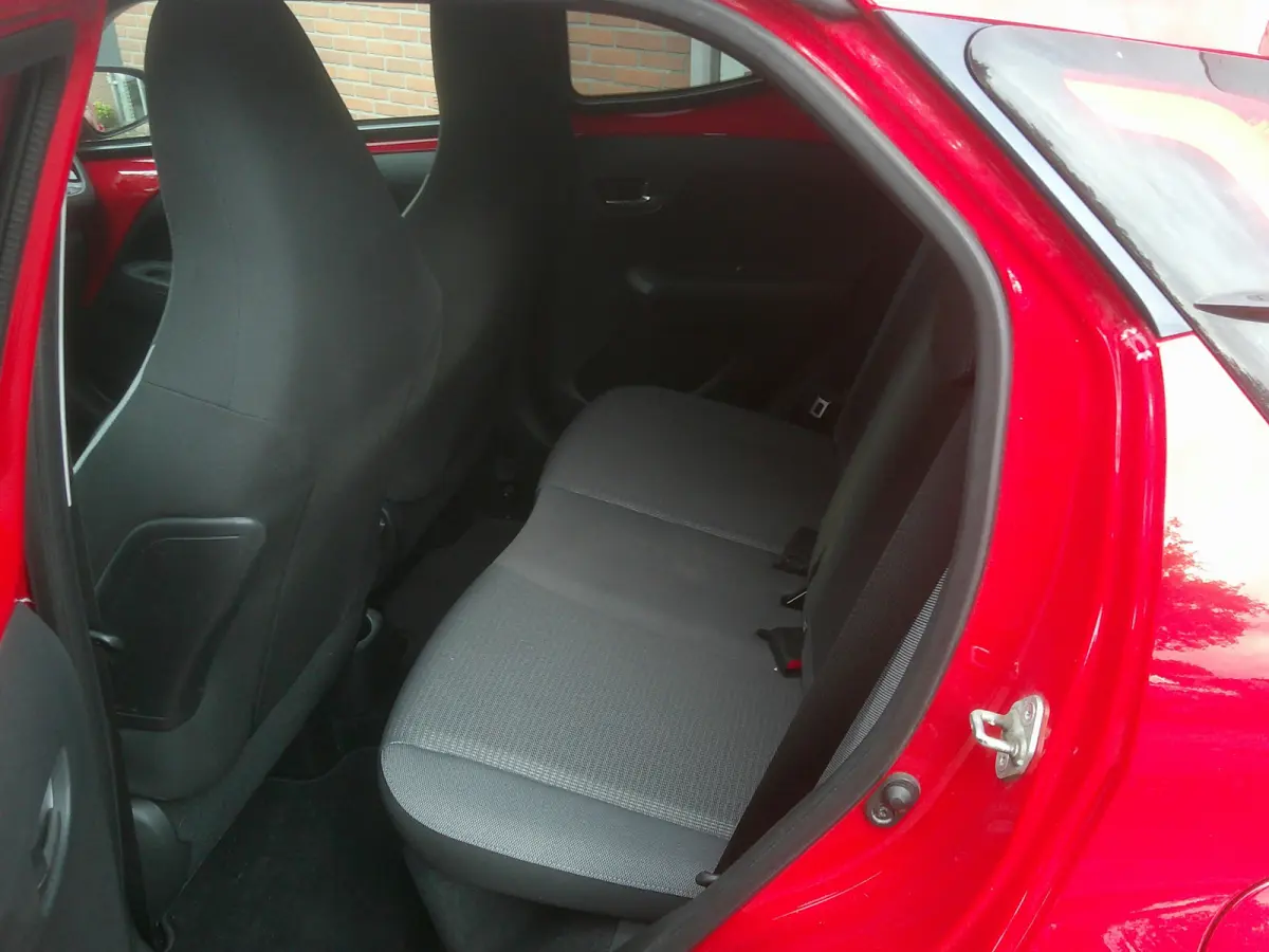 1.0 VVT-i x-joy cabrio Automaat