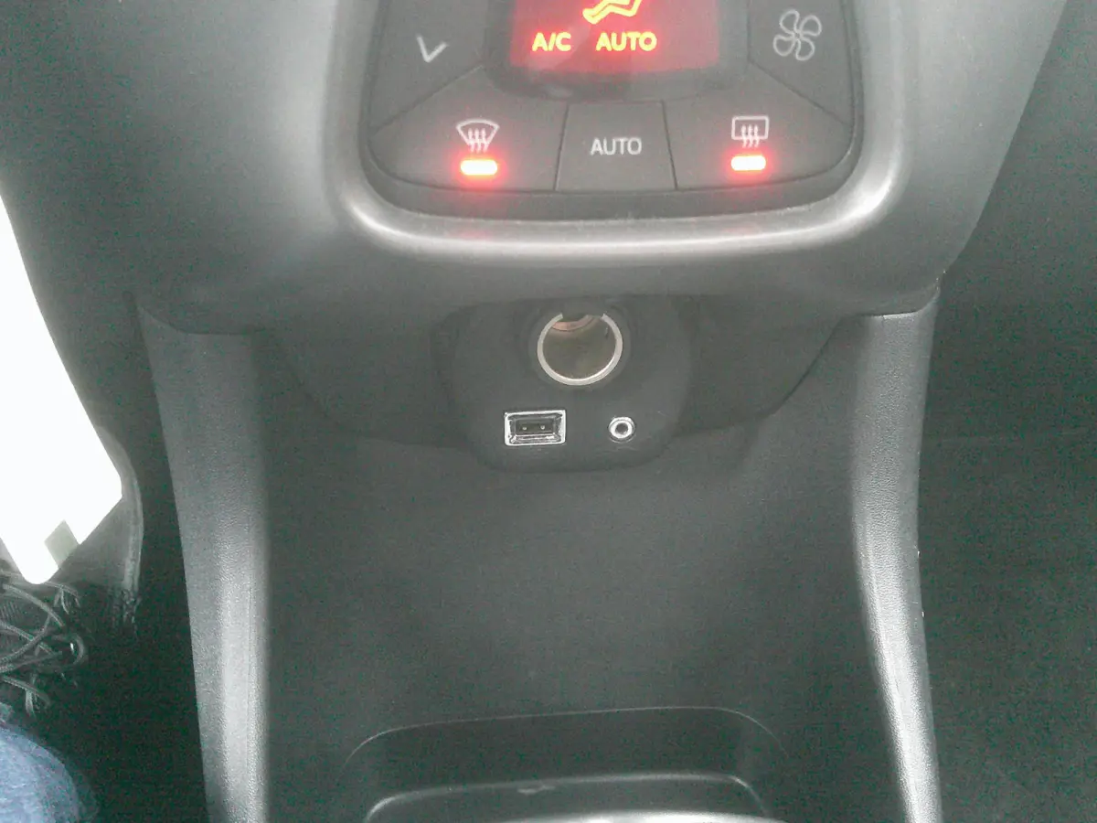 1.0 VVT-i x-joy cabrio Automaat