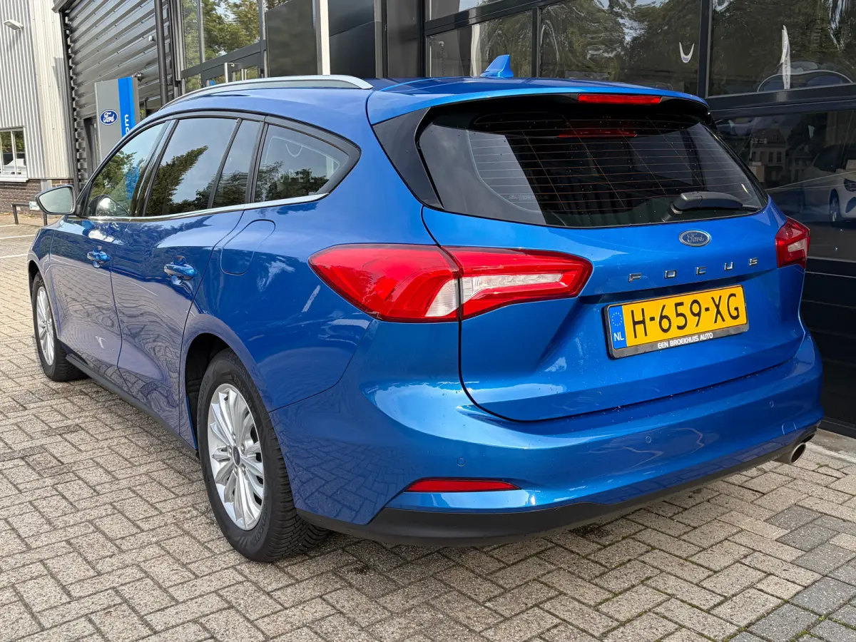 1.0 125 PK Titanium | DEALER ONDERHOUDEN| NAVIGATIE + APPLE CARPLAY/ANDROID AUTO| KEYLESS ENTRY & START| FULL LED| PARKEERSENSOREN V+A| CLIMATE CONTROL| DAB| CRUISE CONTROL|