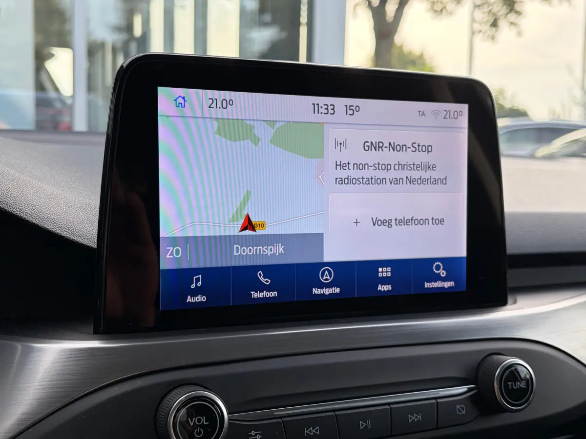 1.0 125 PK Titanium | DEALER ONDERHOUDEN| NAVIGATIE + APPLE CARPLAY/ANDROID AUTO| KEYLESS ENTRY & START| FULL LED| PARKEERSENSOREN V+A| CLIMATE CONTROL| DAB| CRUISE CONTROL|