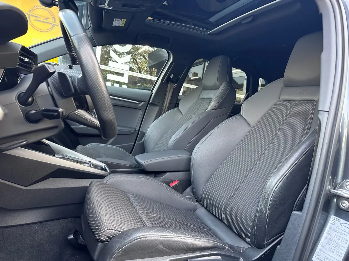 35 TDI edition one / 2X S-LINE / PANO / VIRTUAL / CRUISE / LANE