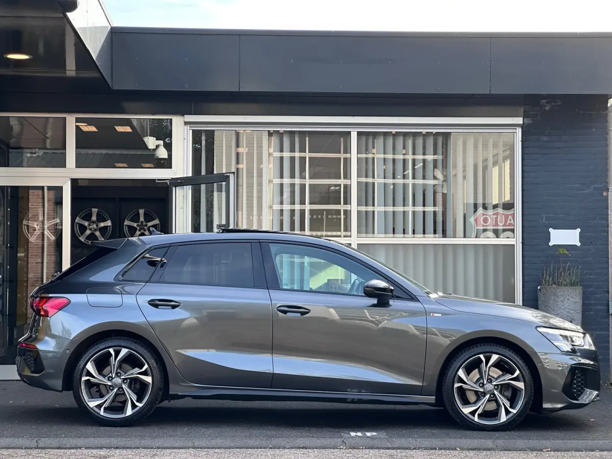 35 TDI edition one / 2X S-LINE / PANO / VIRTUAL / CRUISE / LANE