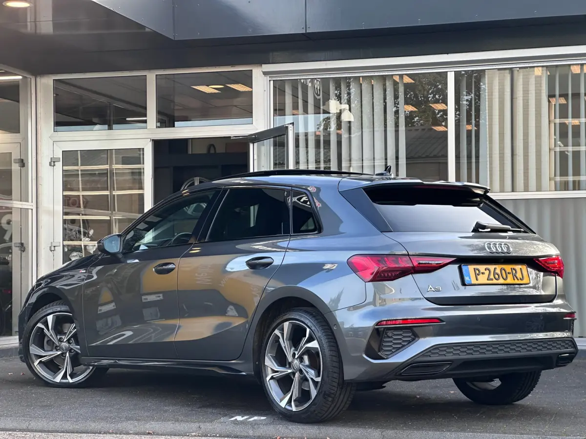 35 TDI edition one / 2X S-LINE / PANO / VIRTUAL / CRUISE / LANE