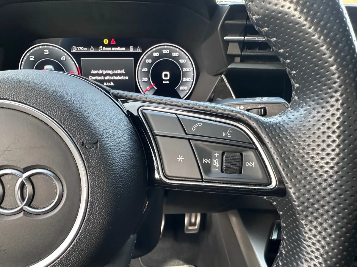 35 TDI edition one / 2X S-LINE / PANO / VIRTUAL / CRUISE / LANE