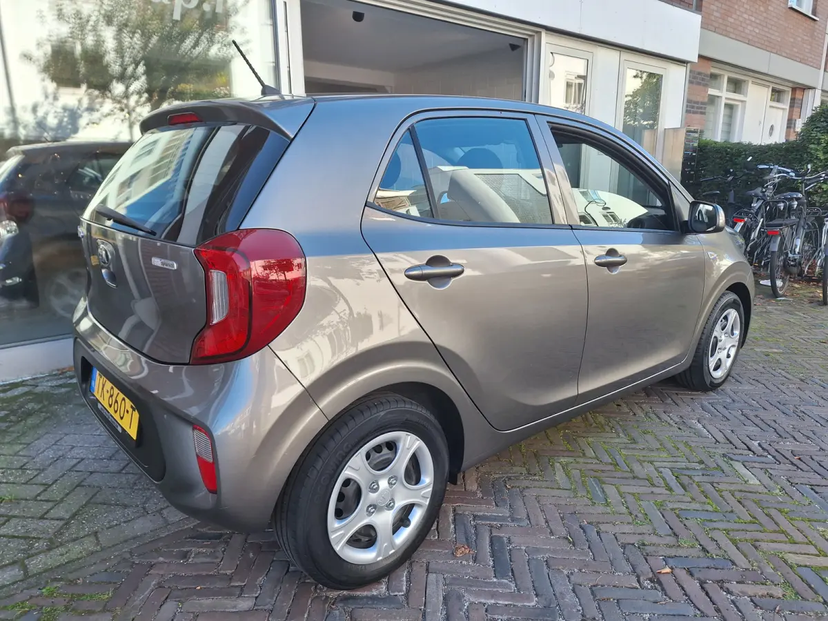 1.0 CVVT EconomyPlusLine /Airci/1e Eig/Bluetooth/Garantie