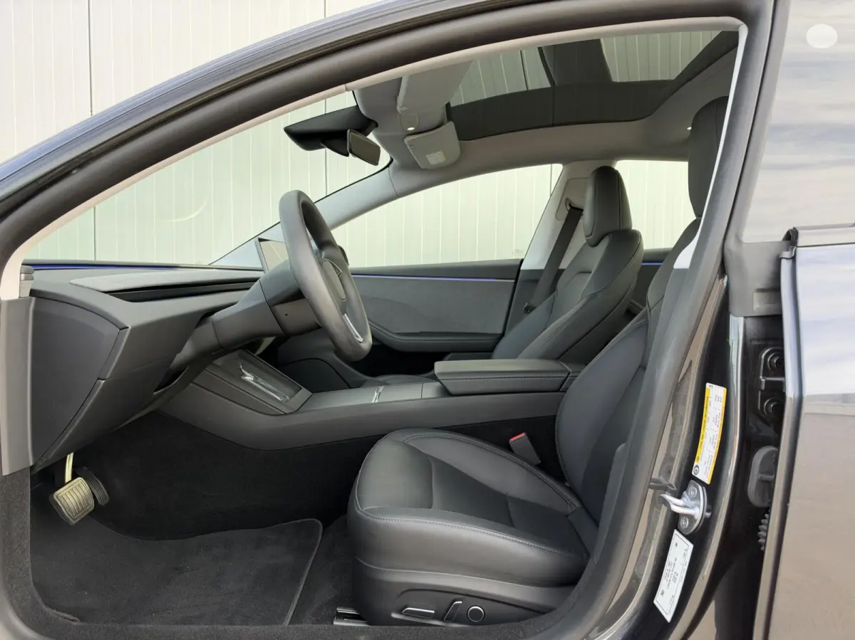 RWD 60 kWh|Highland|Premium|NL-Auto