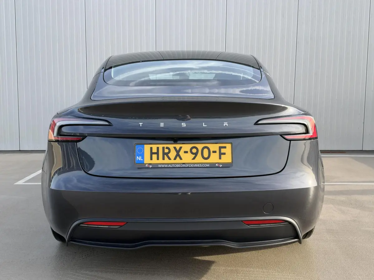 RWD 60 kWh|Highland|Premium|NL-Auto
