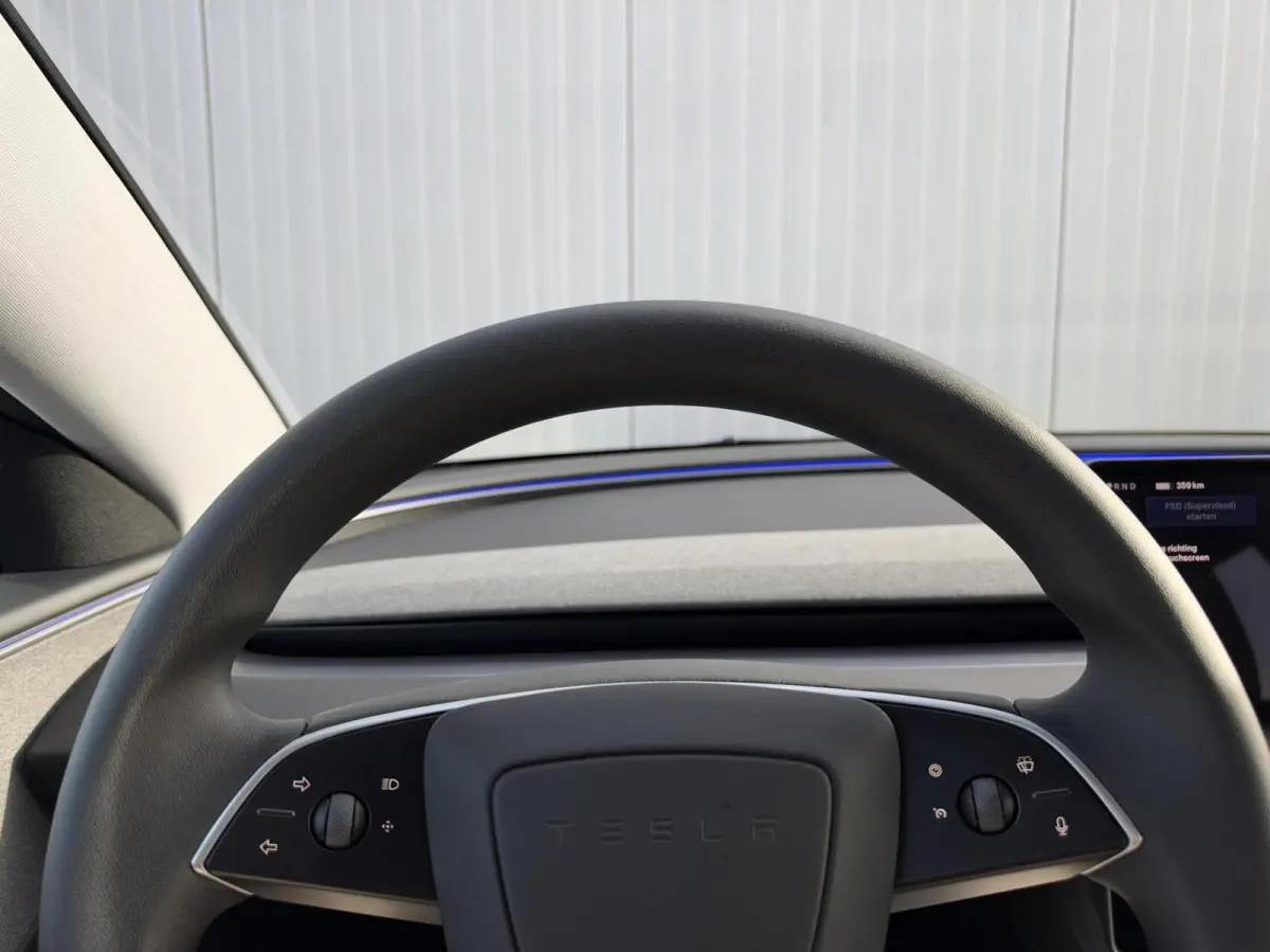 RWD 60 kWh|Highland|Premium|NL-Auto