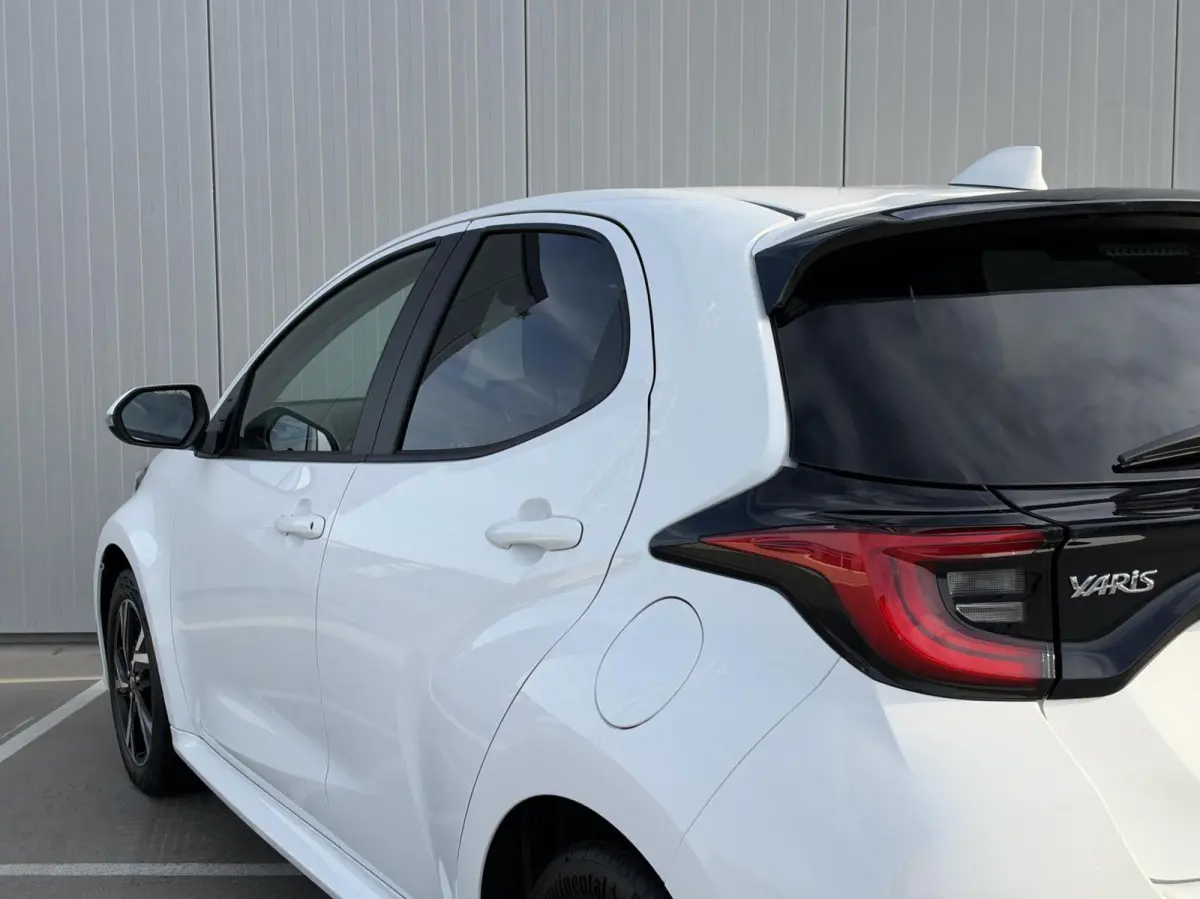1.5 Hybrid 115 First Edition|Navi|LED|NL-Auto